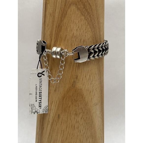 Alex and Ani Windfall Magnetic Bracelet Vintage 66 Rafaelian Silver 7” - Picture 6 of 8